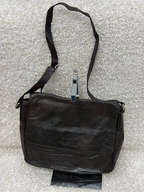 Gucci GG Guccissima Leather Messenger Bag Crossbody
